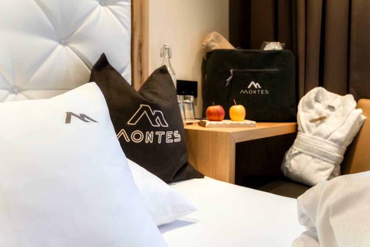 Hotel Garni Montes フィス エクステリア 写真